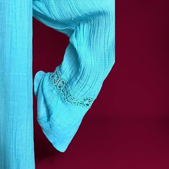 Krazy Kay turquoise blouse bell sleeve - Picture 5 of 8